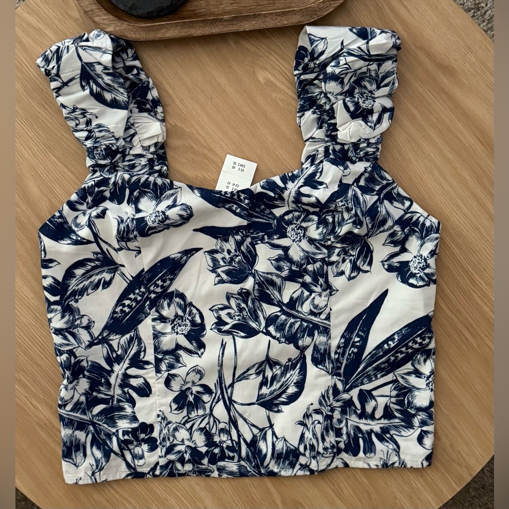 Abercrombie & Fitch Bubble Strap Poplin Top